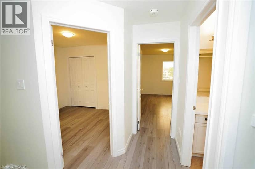 18 HERITAGE Drive — photo 26 of 40
