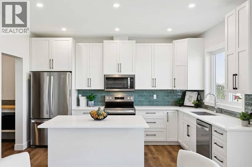714 Fairways Drive — photo 13 of 40