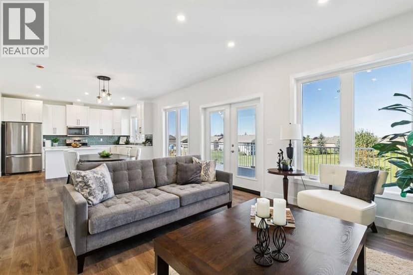 714 Fairways Drive, Vulcan