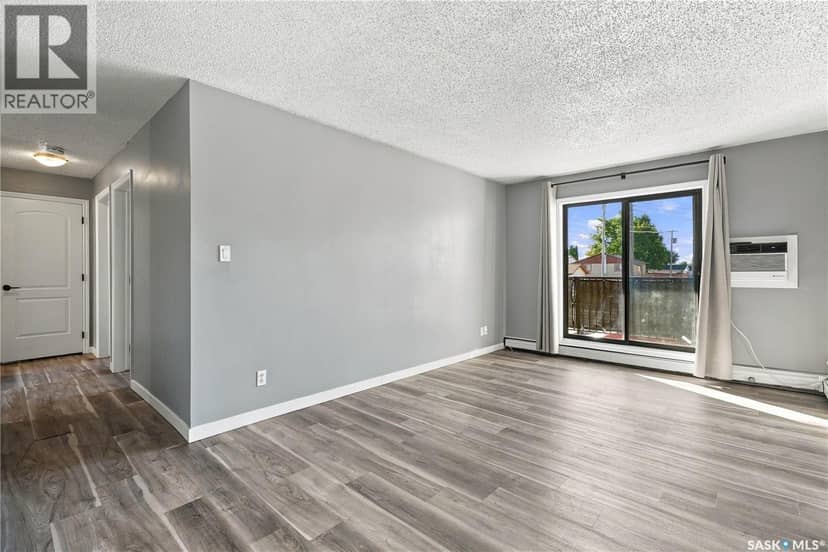 210 2233 St Henry AVENUE — photo 23 of 36