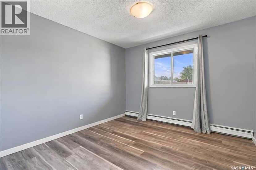 210 2233 St Henry AVENUE, Saskatoon, photo 3