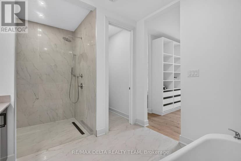45 St Claire Avenue — photo 20 of 34