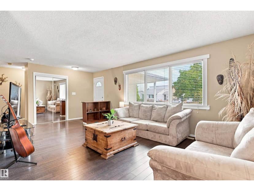 12 Hughes Rd NW, Edmonton, photo 5