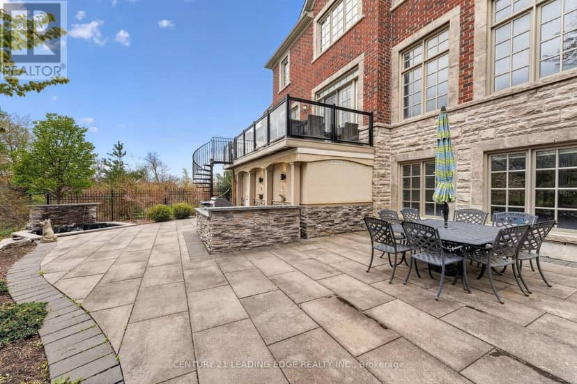 33 Stollery Pond Crescent — photo 37 of 38