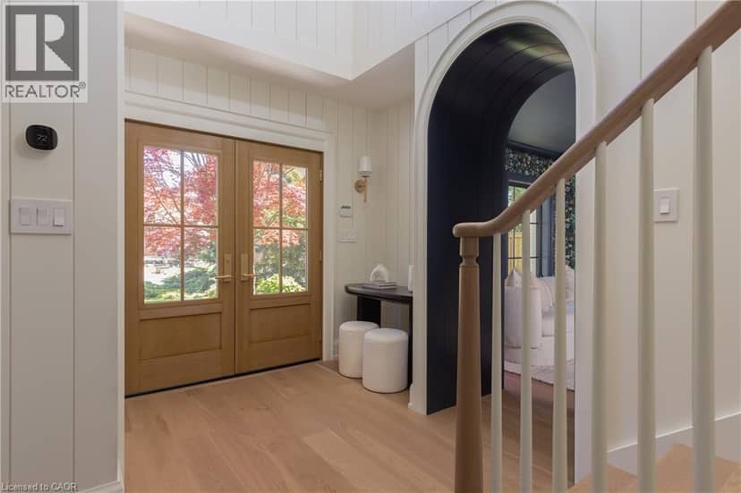 130 EDGECLIFFE Place — photo 4 of 40