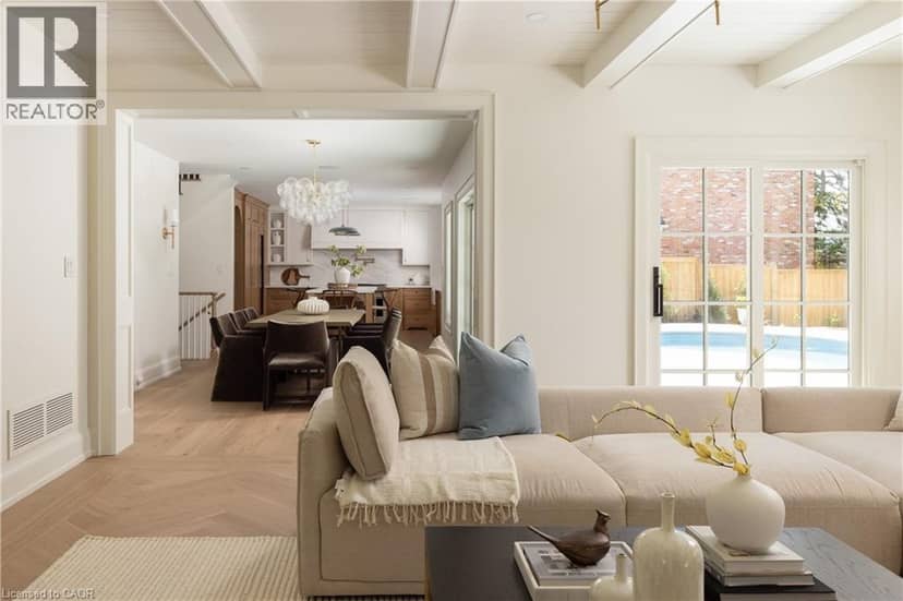 130 EDGECLIFFE Place — photo 14 of 40