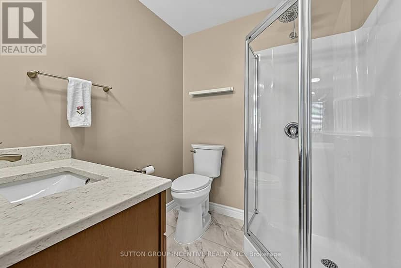 95 Lucy Lane — photo 14 of 26
