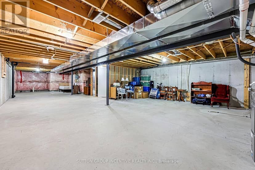 95 Lucy Lane — photo 19 of 26