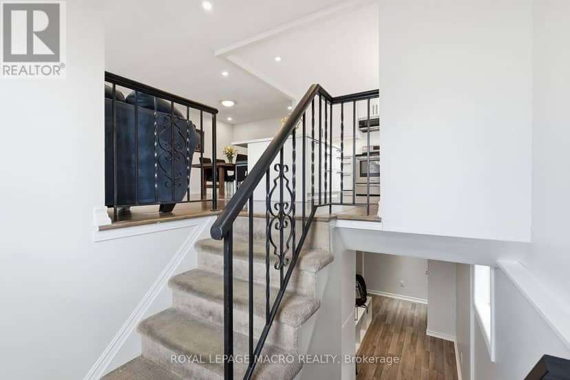 2328 Malcolm Crescent, Burlington, photo 5