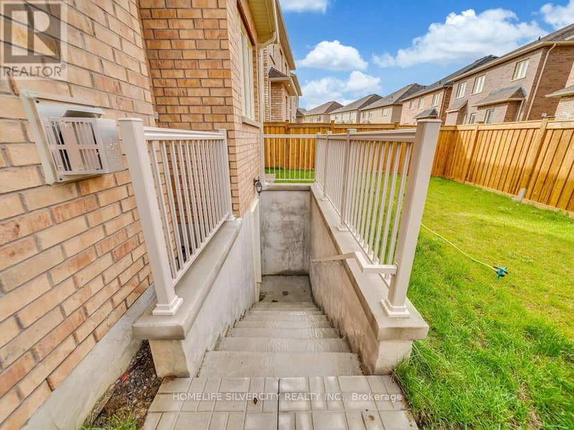15 Puffin Crescent — photo 34 of 40