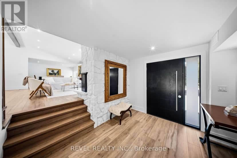 222 Albert Street — photo 3 of 40