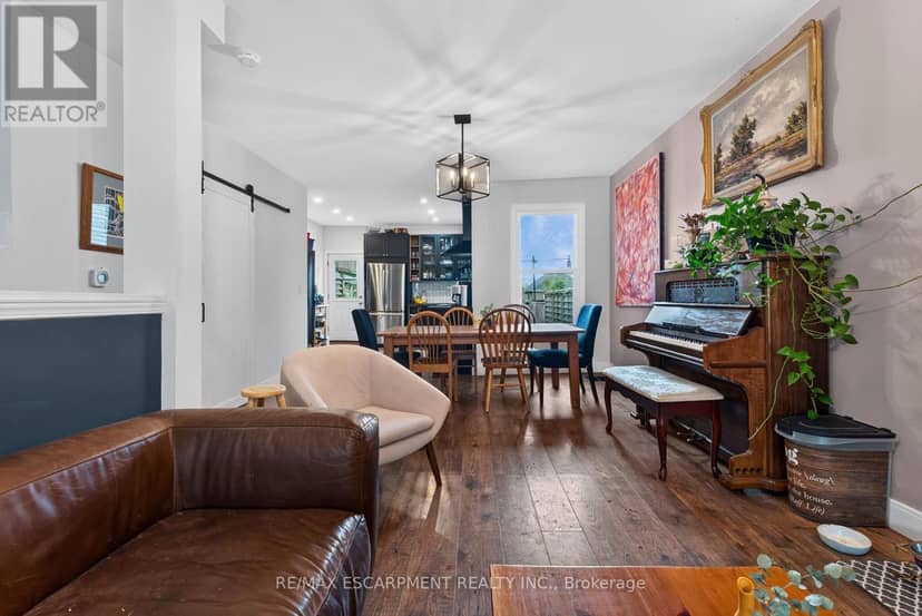 29 Shaw Street — photo 11 of 36