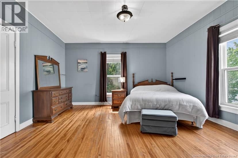 4202 Water Street — photo 32 of 40