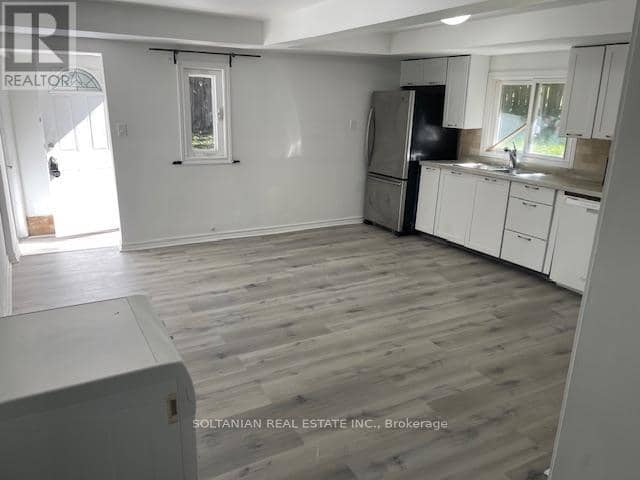 257 Parkwood Avenue — photo 25 of 25