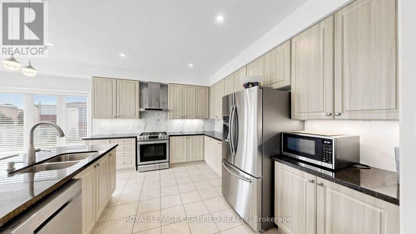 153 Romanelli Crescent — photo 16 of 40