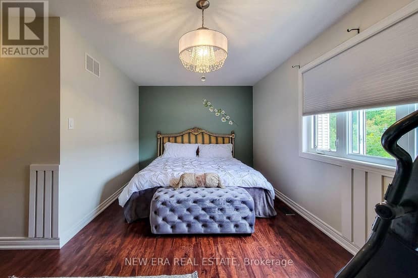 214 Cloverleaf Drive — photo 32 of 40