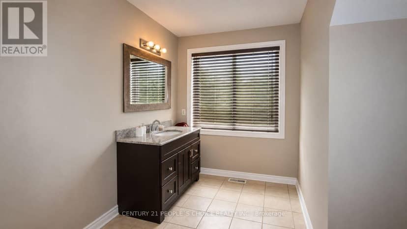 99 Timber Creek Crescent — photo 33 of 40