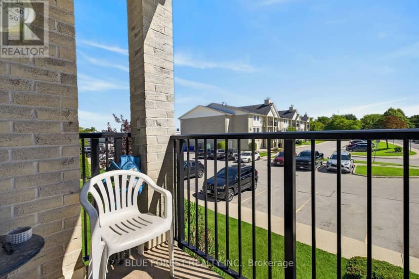 210 - 737 Deveron Crescent, London South, photo 4