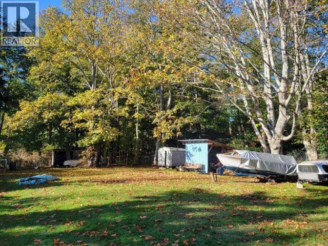 4649 CEDAR STREET, Texada Island, photo 2