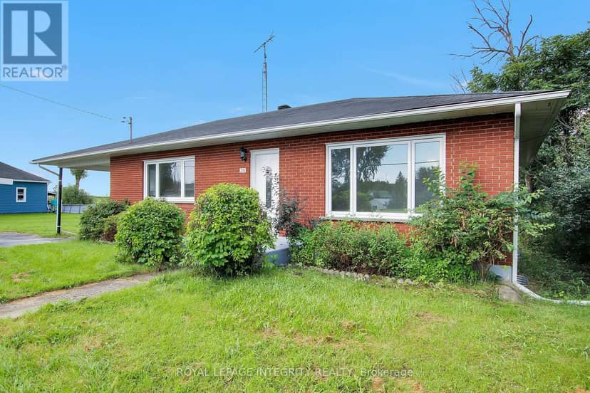 2170 Lajoie Street, Alfred and Plantagenet, photo 2