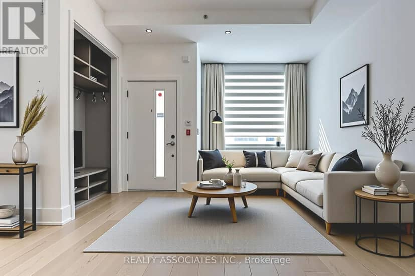 TH3 - 270 Davenport Road — photo 3 of 40