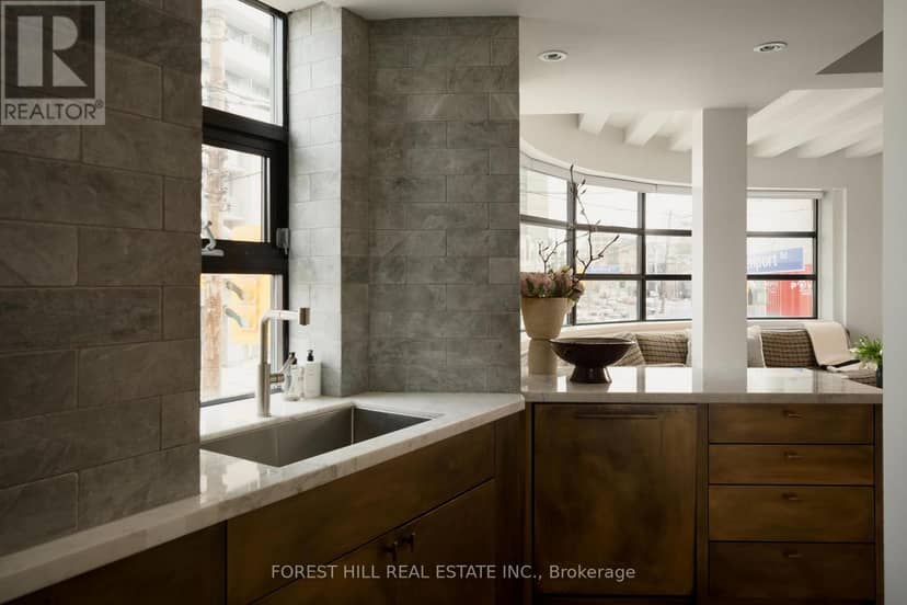 205 - 295 Davenport Road — photo 5 of 22