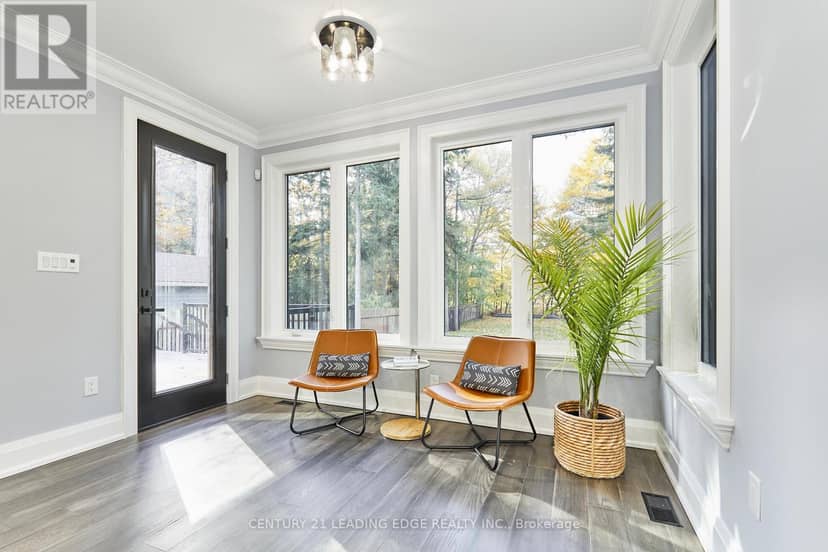 24 Larwood Boulevard — photo 11 of 40
