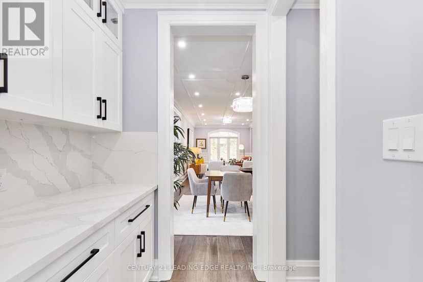 24 Larwood Boulevard — photo 13 of 40