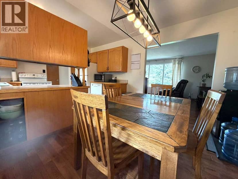 1305 5 Avenue, Wainwright, photo 6