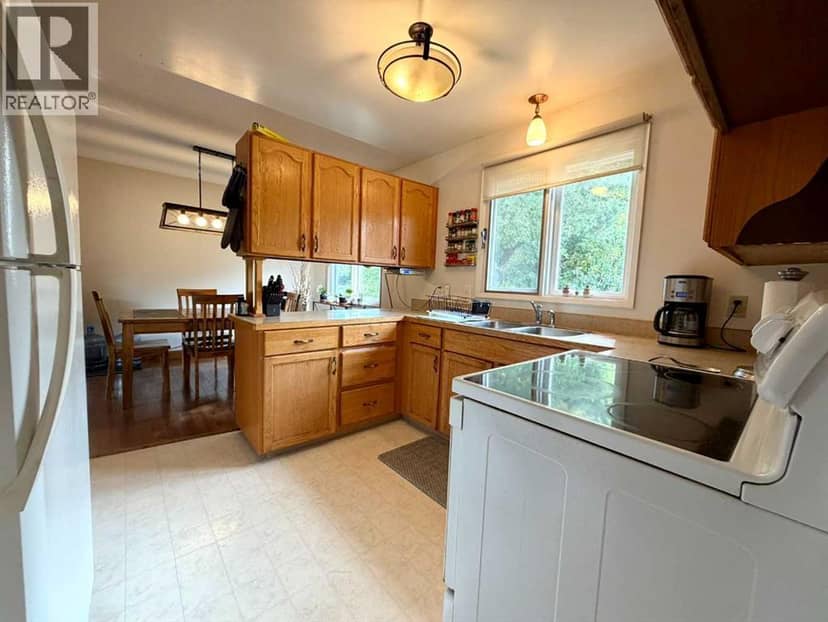 1305 5 Avenue, Wainwright, photo 7