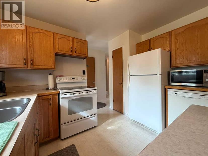 1305 5 Avenue, Wainwright, photo 8