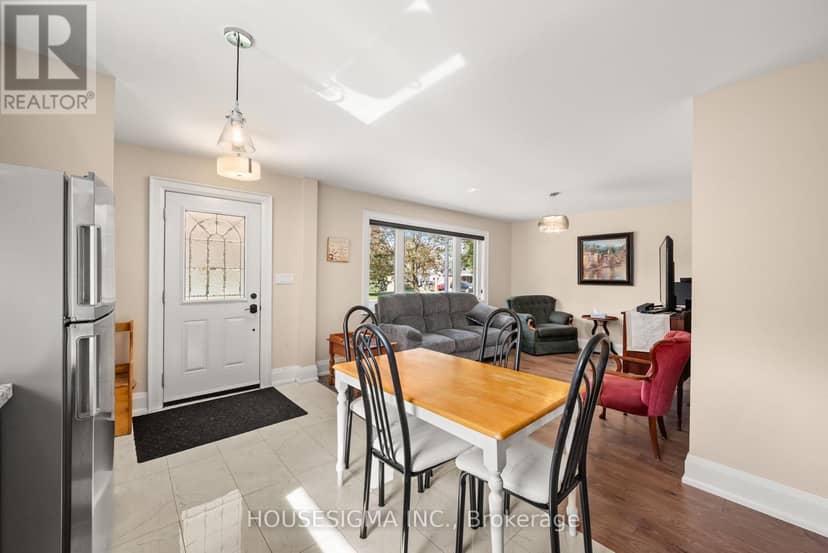 309 Baldwin Street — photo 10 of 40