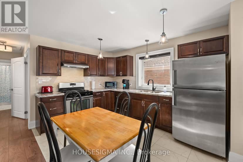 309 Baldwin Street — photo 8 of 40