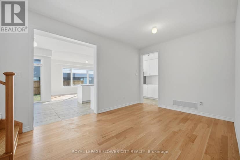 44 Rochester Drive — photo 11 of 40