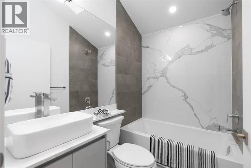 2881 E GEORGIA STREET, Vancouver, photo 6