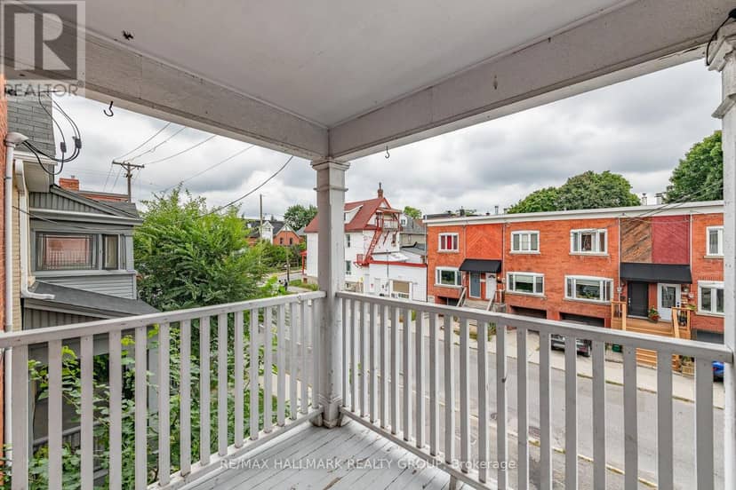 230 Percy Street — photo 17 of 30