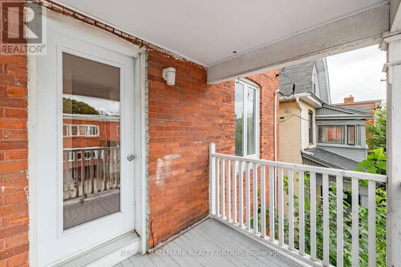 230 Percy Street — photo 18 of 30