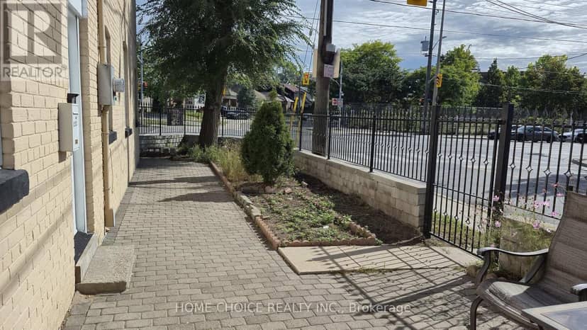1232 Jane Street, Toronto, photo 5