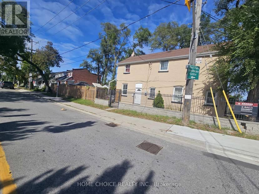 1232 Jane Street, Toronto, photo 2