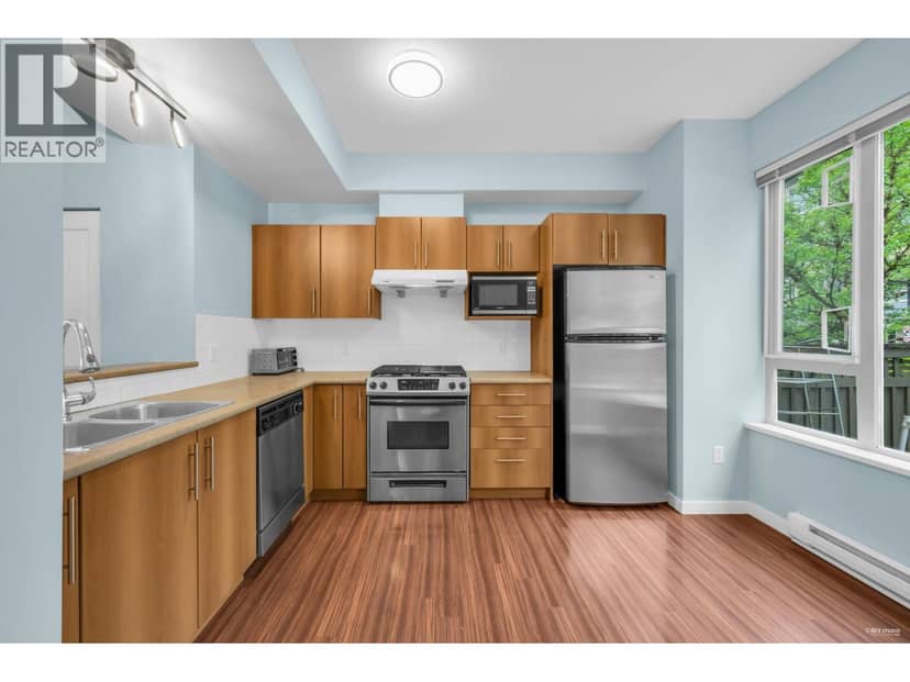 51 9229 UNIVERSITY CRESCENT, Burnaby, photo 5
