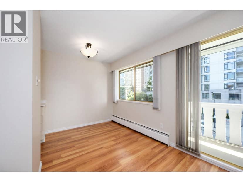 302 1345 CHESTERFIELD AVENUE, North Vancouver, photo 7