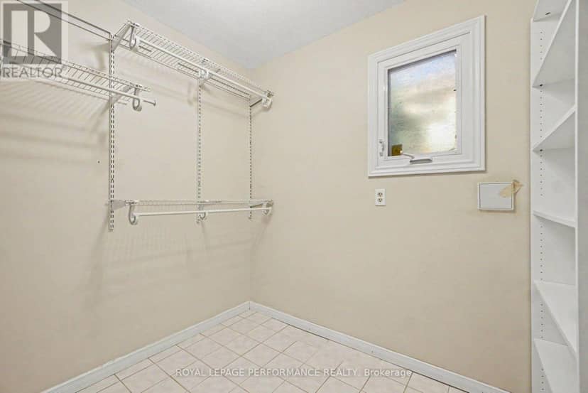 1466 Prestone Drive — photo 14 of 35