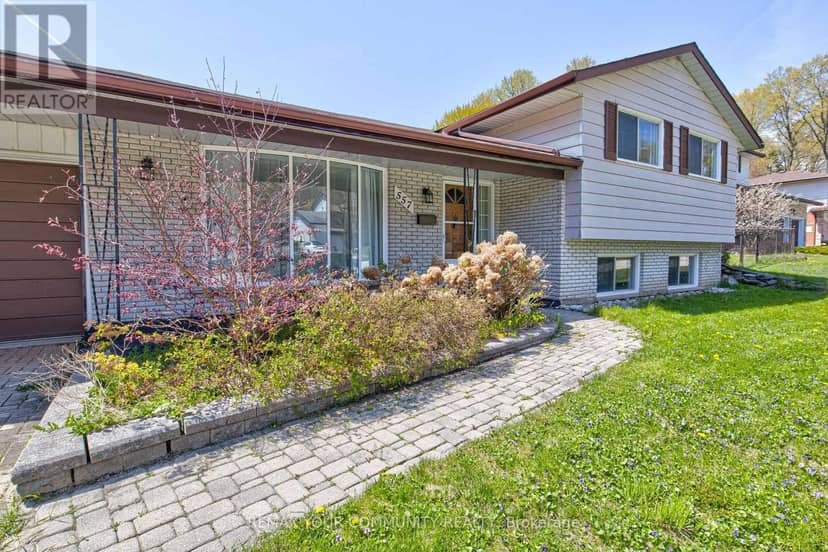 557 Glen Manor Boulevard — photo 3 of 32