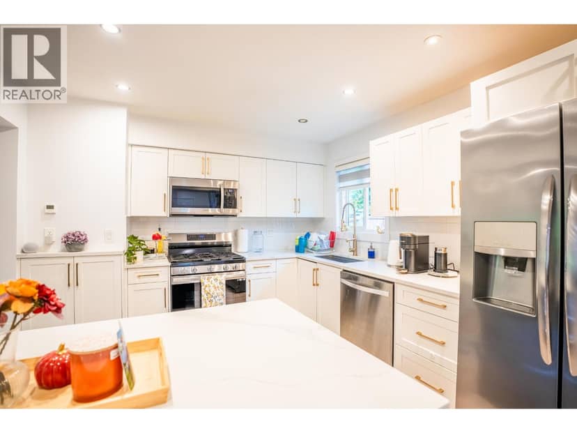 20955 118 AVENUE, Maple Ridge, photo 3
