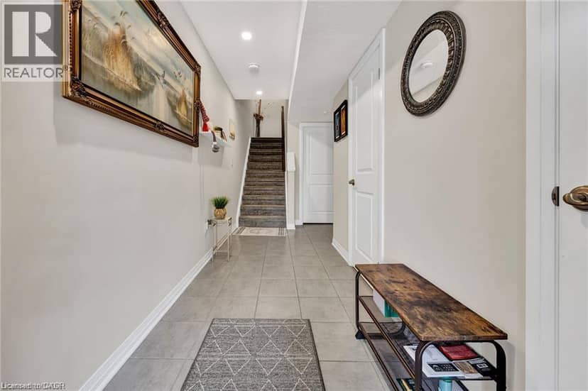115 SOUTH CREEK Drive Unit# 2C — photo 5 of 24