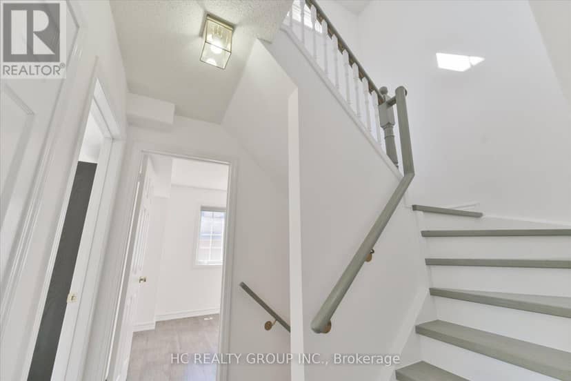 6 - 5 St Moritz Way — photo 27 of 39