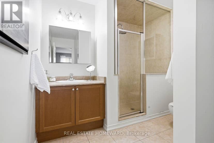 10 - 571 Longworth Avenue E — photo 22 of 37