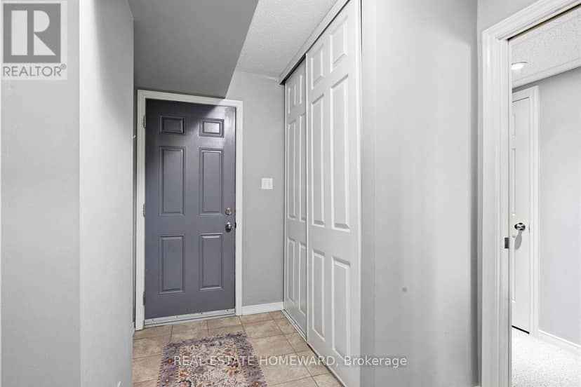 10 - 571 Longworth Avenue E — photo 29 of 37