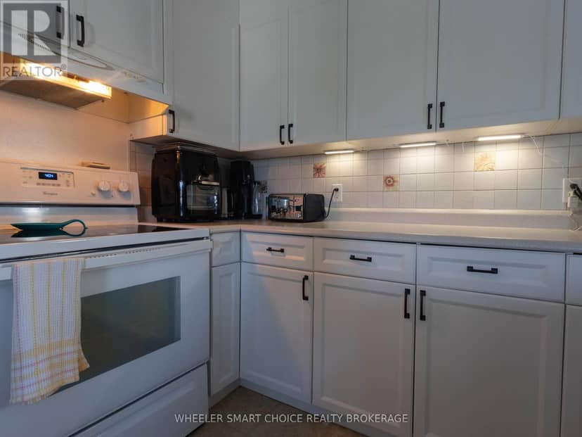 78 Maple Street — photo 12 of 40