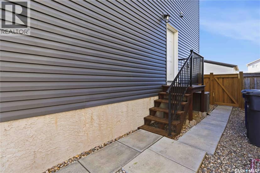 218 Martens LANE — photo 32 of 40